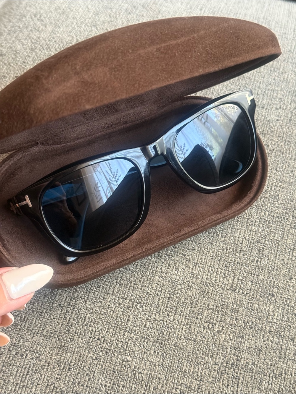 Tom Ford Kendel Polarized Sunglasses TF1076 01M Black 54mm TF1076 - Picture 3 of 11